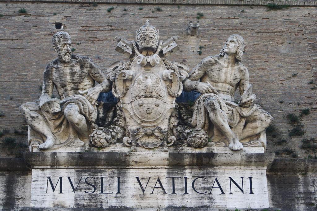Blu In Vatican Roma